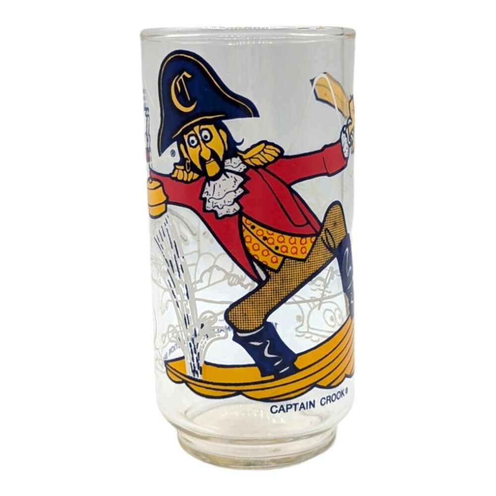 Vintage 1977 McDonalds Captain Crook Collectors Glass Action Series